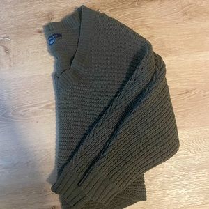 American Eagle Cropped Sweater (Olive)